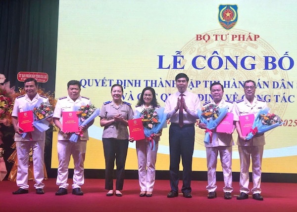 Công bố thành lập Thi hành án dân sự tỉnh Gia Lai